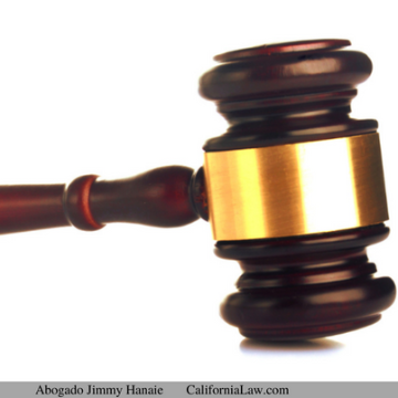 A Quien Llamar Para Un Abogado De Derechos Civiles Para California